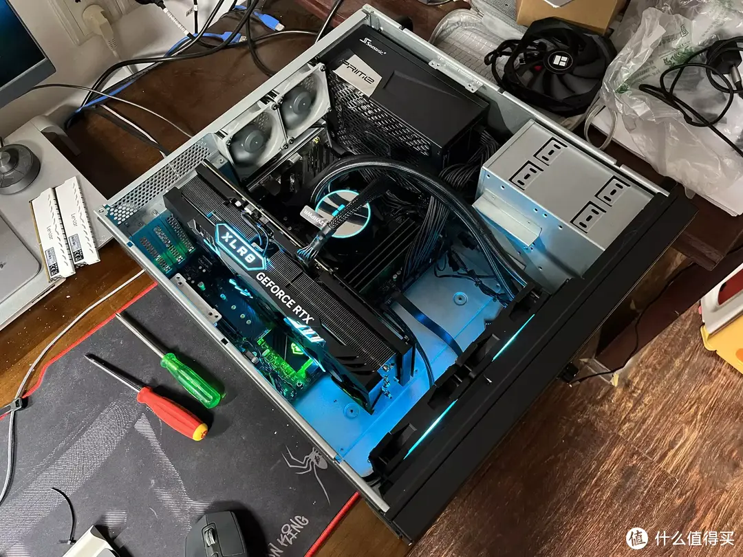 必恩威（PNY）GeForce RTX4090 24GB XLR8 Gaming VERTO EPIC-X ARGB OC显卡评测