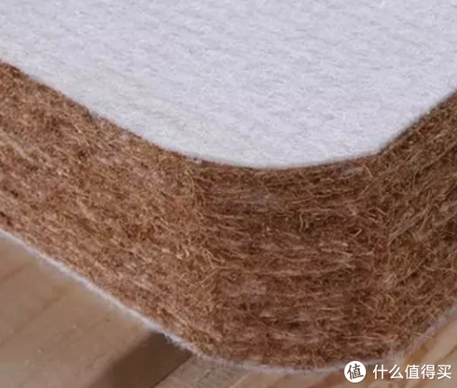 椰棕床垫怎么样？椰棕床垫是胶水棕吗？棕垫是椰棕床垫吗？