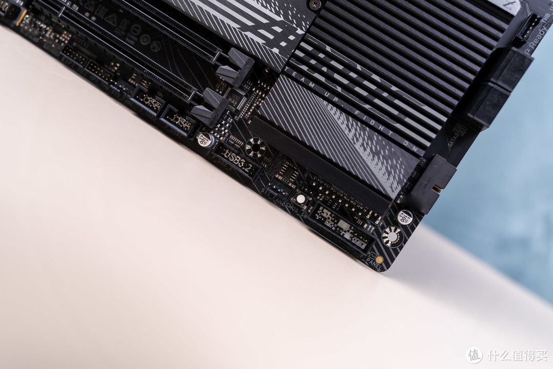 技嘉小雕X670主板拆解：或是7000系AMD处理器的性价比座驾
