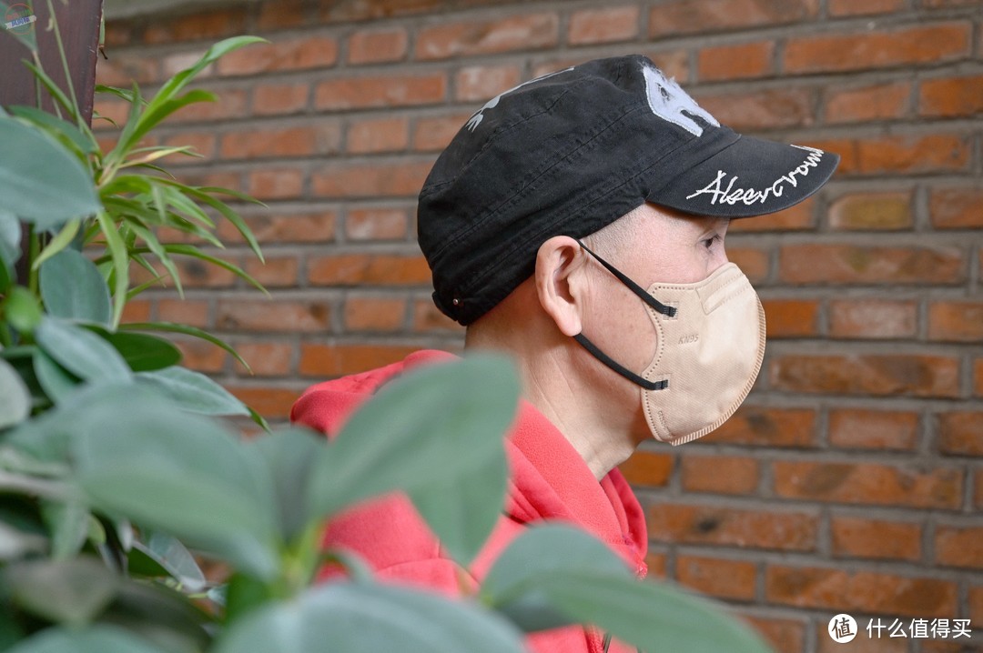 时尚透气的KN95口罩，防护可靠的穿搭小件