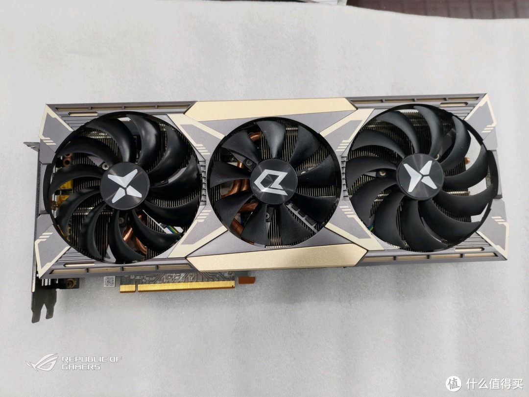 入手矿渣迪兰 RX 5700 8G X 战神