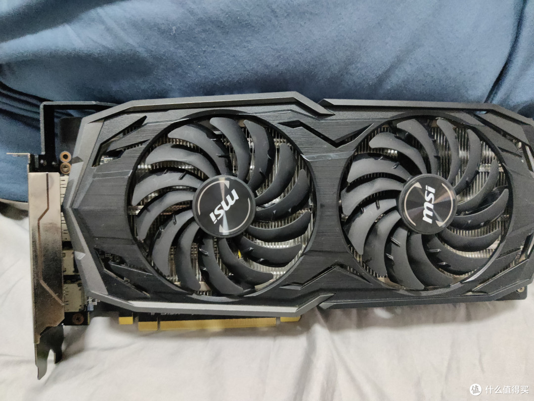 560元的锻炼卡微星rx5600xt黑魔龙