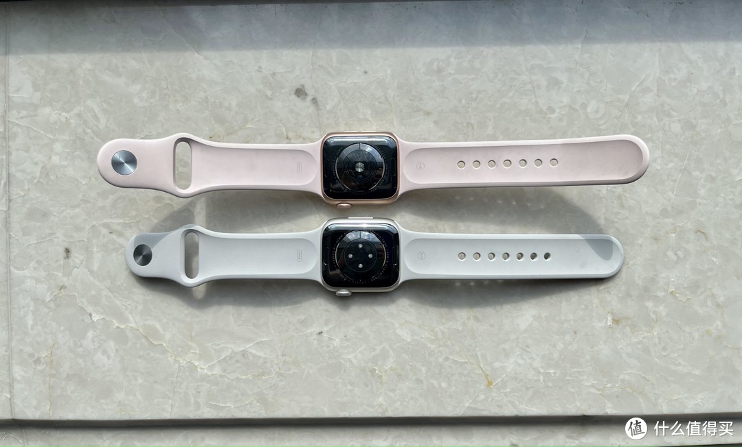 不等了~2535入手Apple watch S8星光色苹果手表