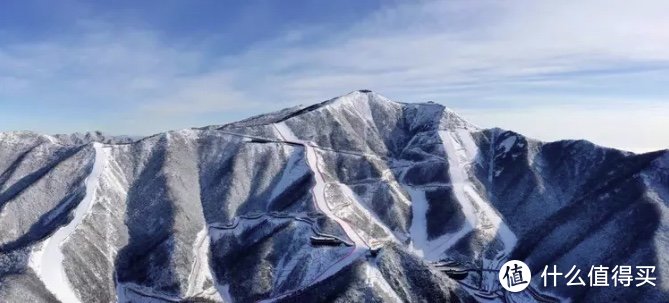 冬奥场馆「小海坨」对外开放，900米垂直落差完爆各大雪场，能滑下来的都是大神！