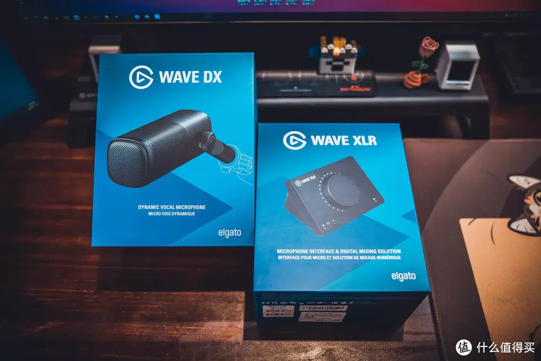 动圈麦也能放桌上玩？：Elgato Wave DX & Wave XLR