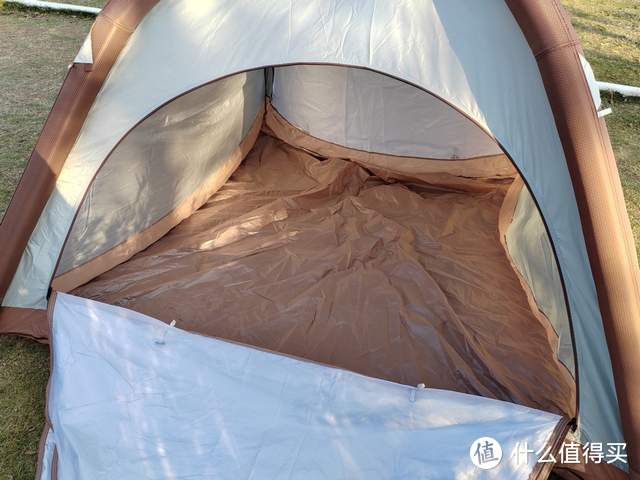 露营还要辛苦搭建帐篷？这款一键充气式帐篷必须了解一下