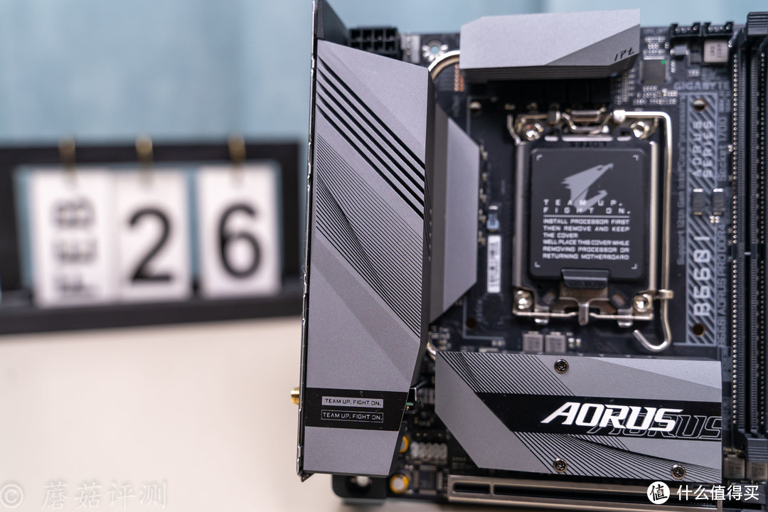 精致小巧，用料出众、技嘉迷你雕B660I AORUS PRO DDR4主板 拆解评测