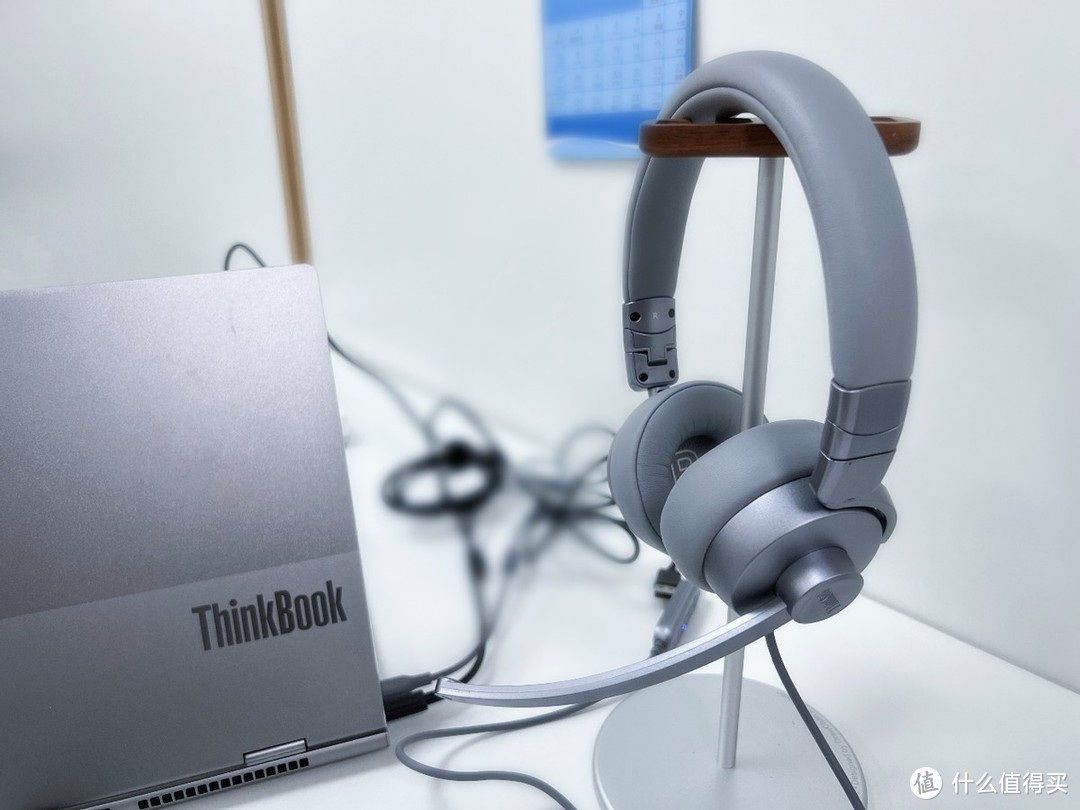 价格亲民的超实用耳机：ThinkBook 环境降噪会议耳麦
