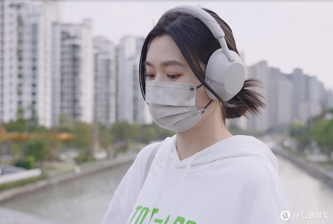 ​索尼WH-1000XM5对比苹果AirPods Max，谁更胜一筹？