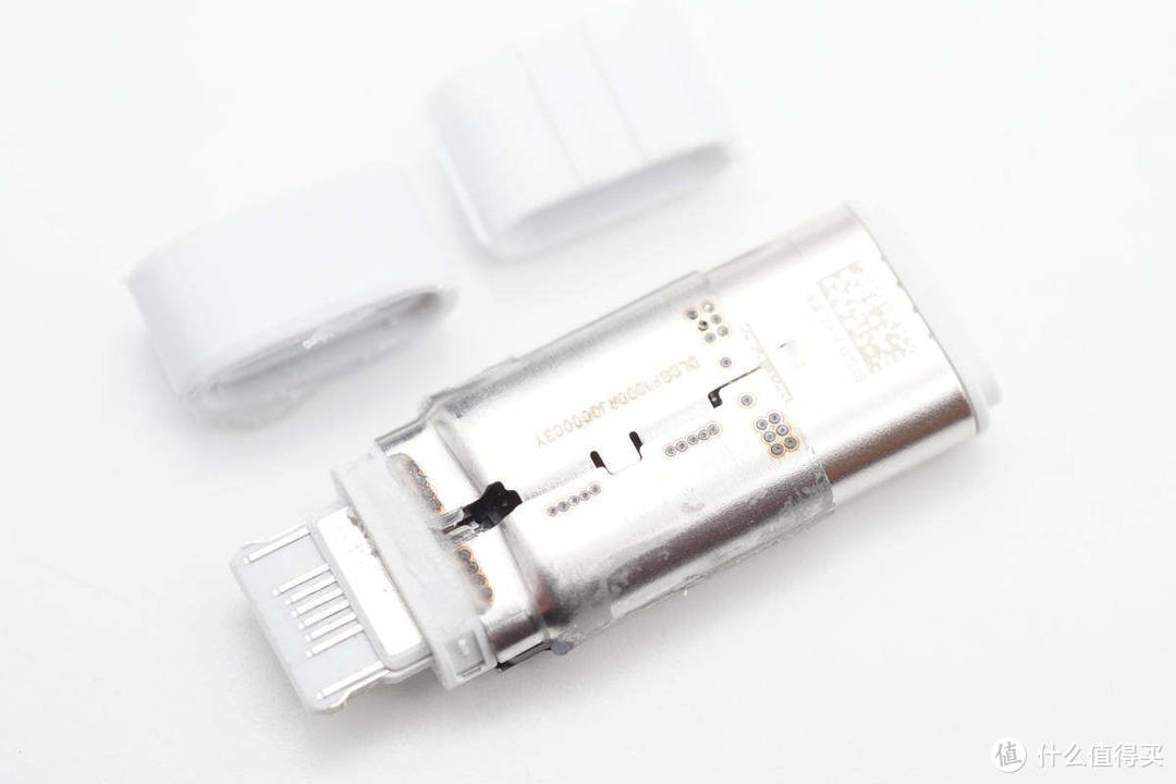 拆解报告：苹果USB-C to Apple Pencil转换器A2869