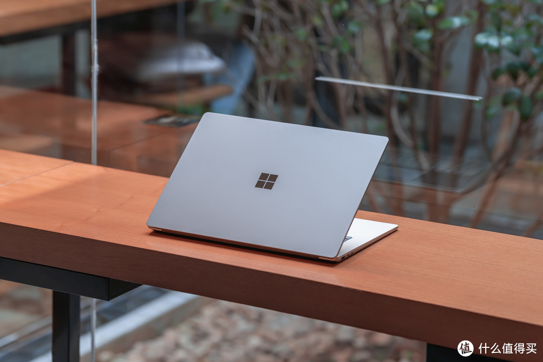 Surface Laptop 5 详测：模具延续经典，配置常规升级，性能表现亮眼