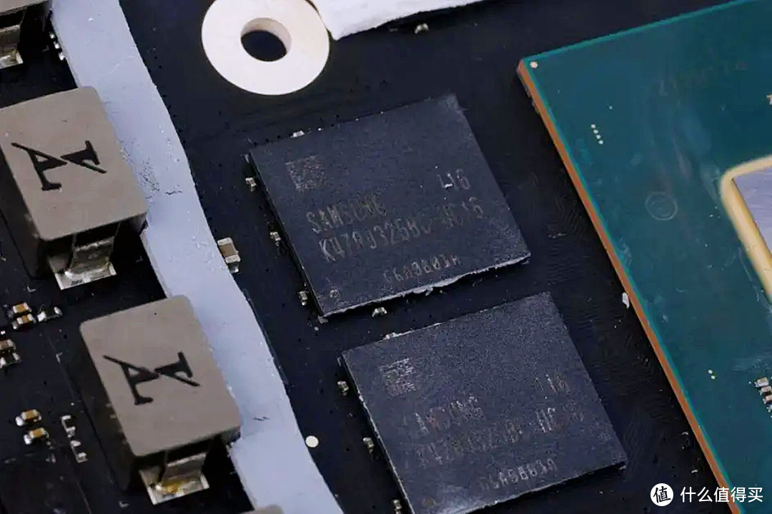 英特尔显卡的崛起：蓝戟GUNNIR Intel Arc A750显卡，兼顾游戏与创作生产力的扛鼎佳作