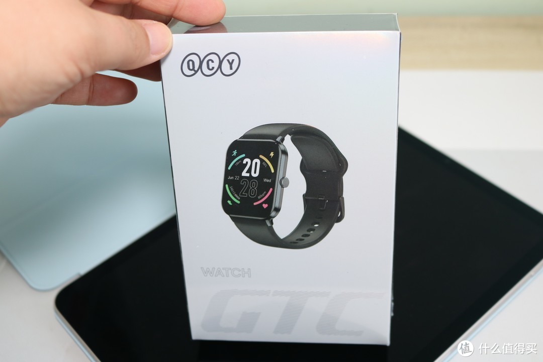 QCY首款智能手表 Watch GTC上线了，兼备多种健康监测仅149.9的价格，这性价比绝了