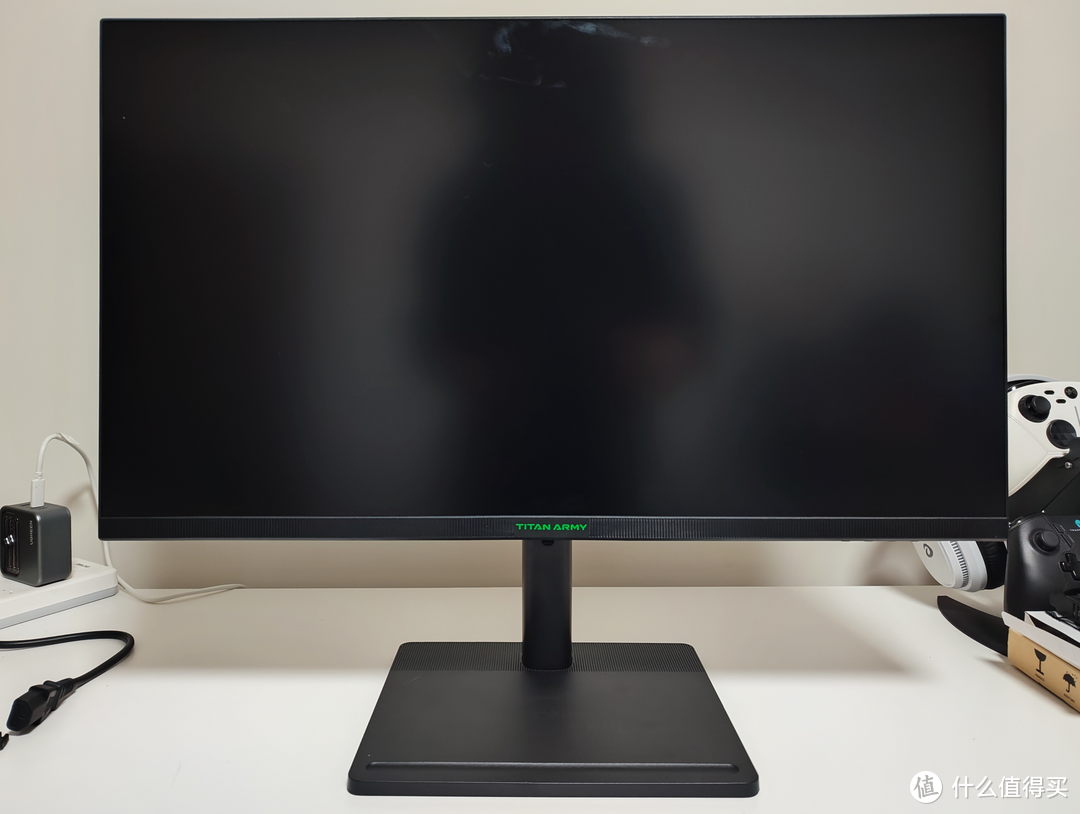 两千元预算=4K+144Hz+1ms丨泰坦军团新品P28H2V电竞显示器