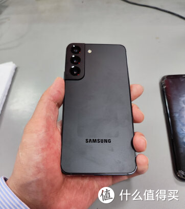 三星Galaxy S22使用半年感受，不愧是安卓小屏旗舰