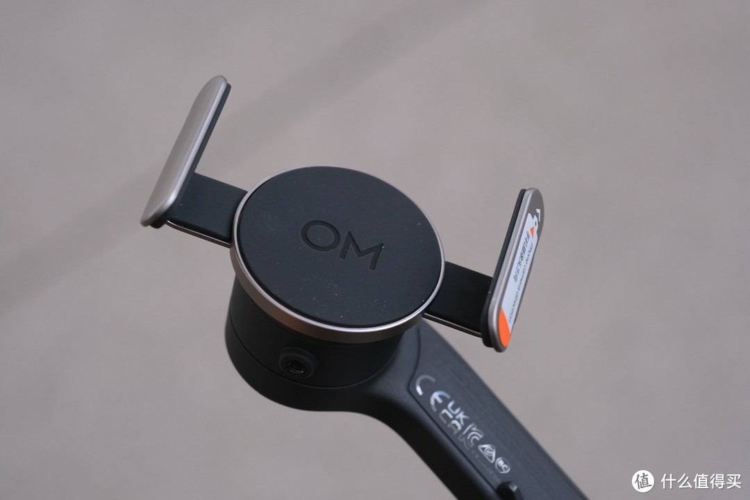 操控简易，稳字当先，大疆Osmo Mobile 6评测