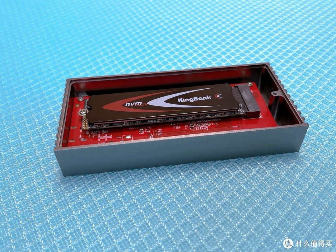 KINGBANK KP260 1TB PCIe 4.0怎么样？拿B660主板和USB4.0硬盘盒进行测速体验分享