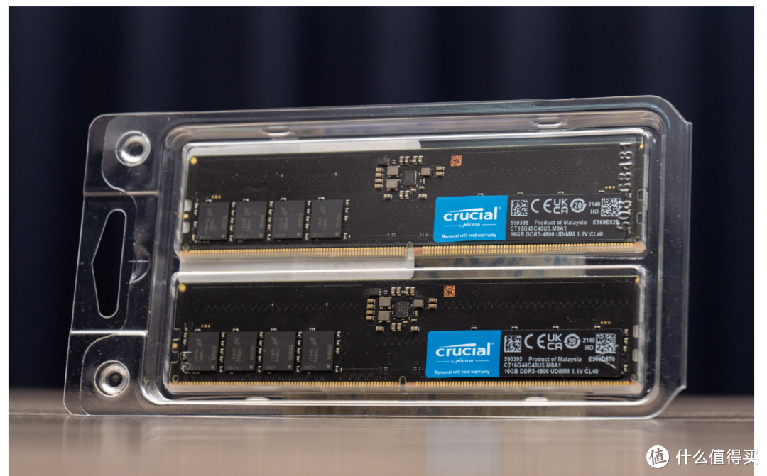 Crucial DDR5-4800 内存动手玩：原厂颗粒的 DDR5-5400，轻松简单超频