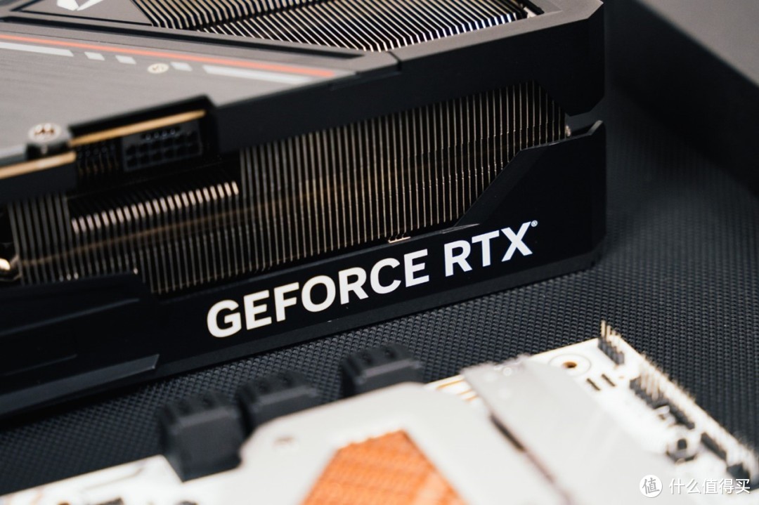 iGame RTX 4080 16GB Vulcan OC首发评测：超强风冷战力，游戏体验爆表