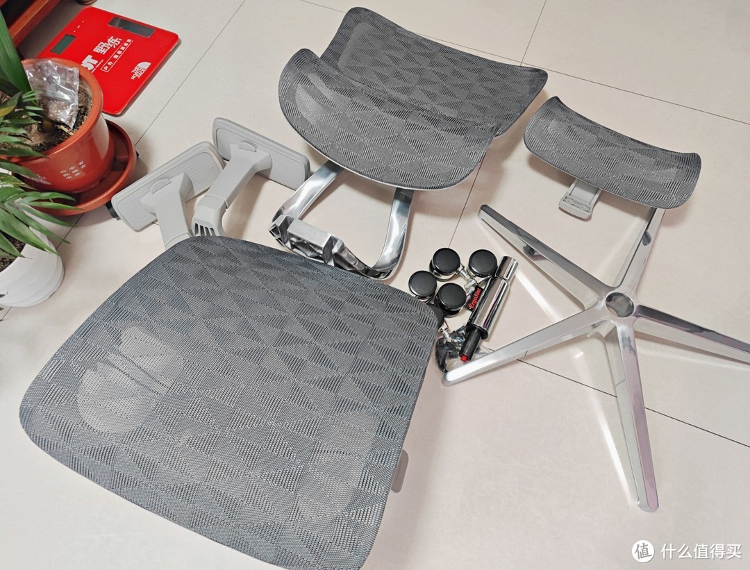 多功能调节，稳定可靠的爱高佳人体工学椅 R9