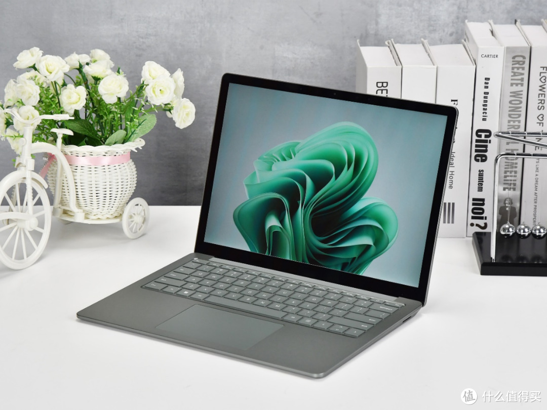 Evo认证的轻薄办公本Surface Laptop 5上手体验