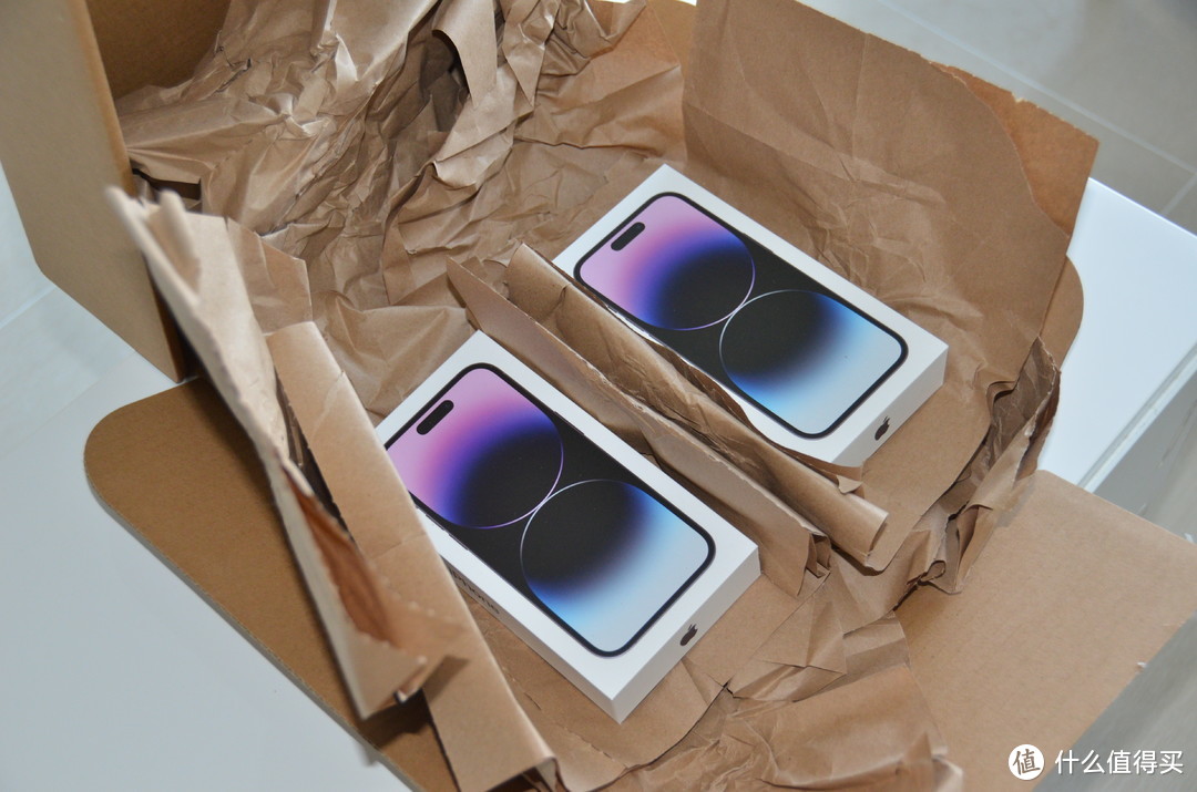五年之约，夫妻双双齐登岛！iPhone 14 Pro 256 紫色两台开箱