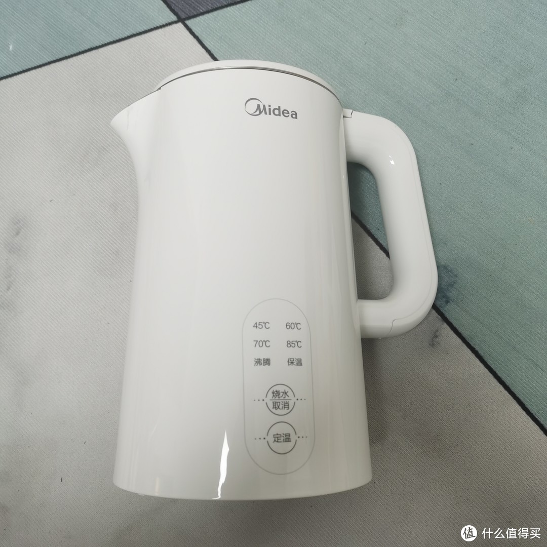 我用这款电热水壶替换了家里的温奶器——美的15X301-PRO电热水壶使用评测。