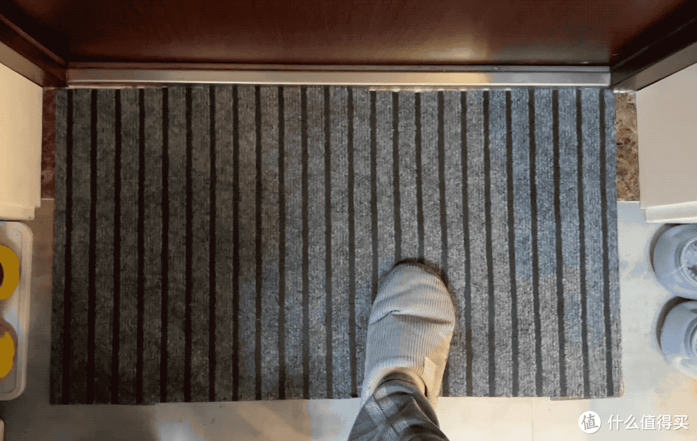 地垫防滑有妙招——三种常见的方法解决地垫滑动问题