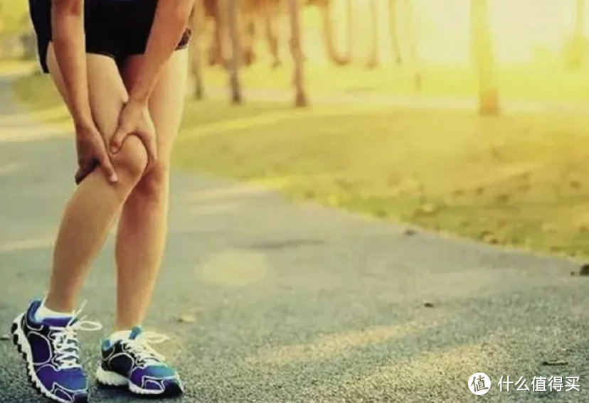 保持正确的跑步姿势，运动中请保护好膝盖