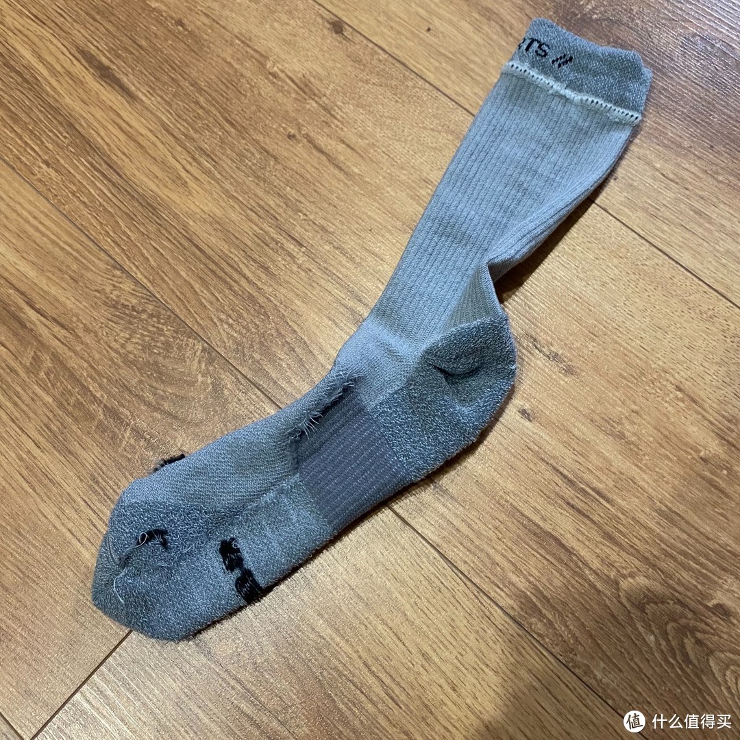 消耗品需常换新，39元两双Nike跑步袜