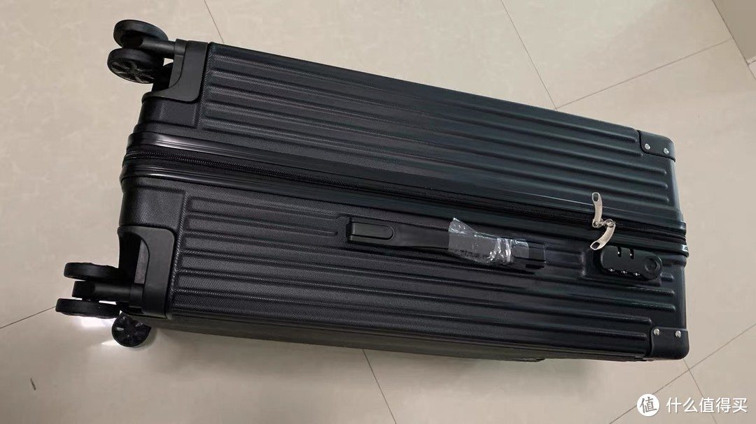 旅行箱行李箱铝框20拉杆箱