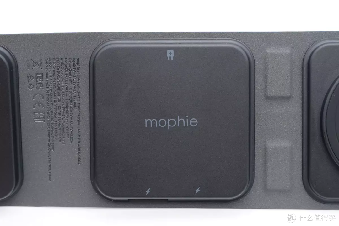 拆解报告：mophie磁吸折叠三合一无线充电器