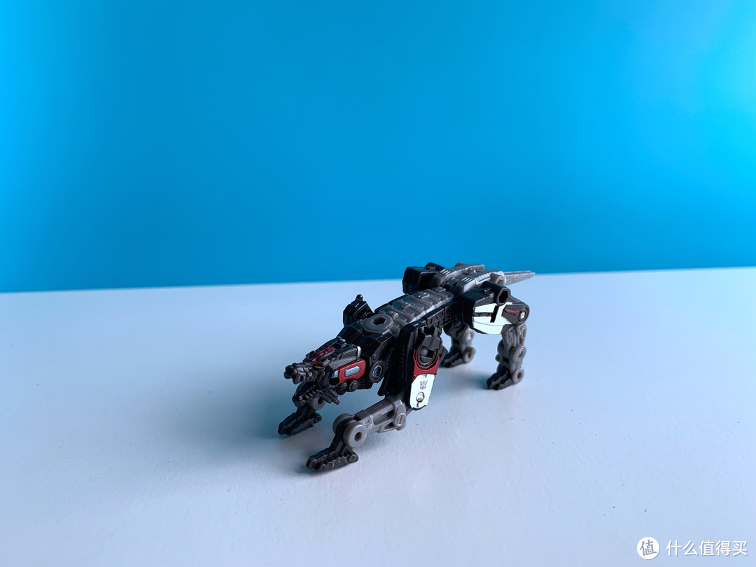 变形金刚玩具（2）：变形金刚经典电影TF6系列核心级机器狗