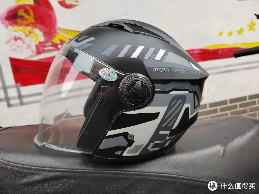 骑行有它足以，安全放心，Smart4u MH21超音兽双镜摩托车头盔体验