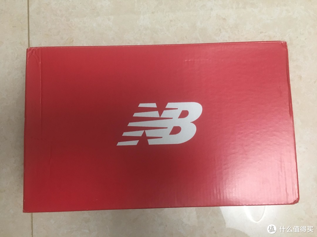 颜值很一般 舒适度尚可 New Balance Walking 880男款休闲鞋