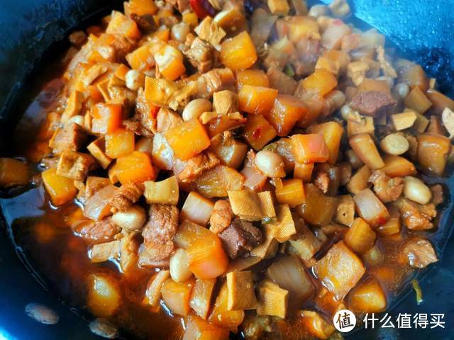 徐州人的冬天，少不了一碗椒子酱，一炖一大锅，太接地气了！