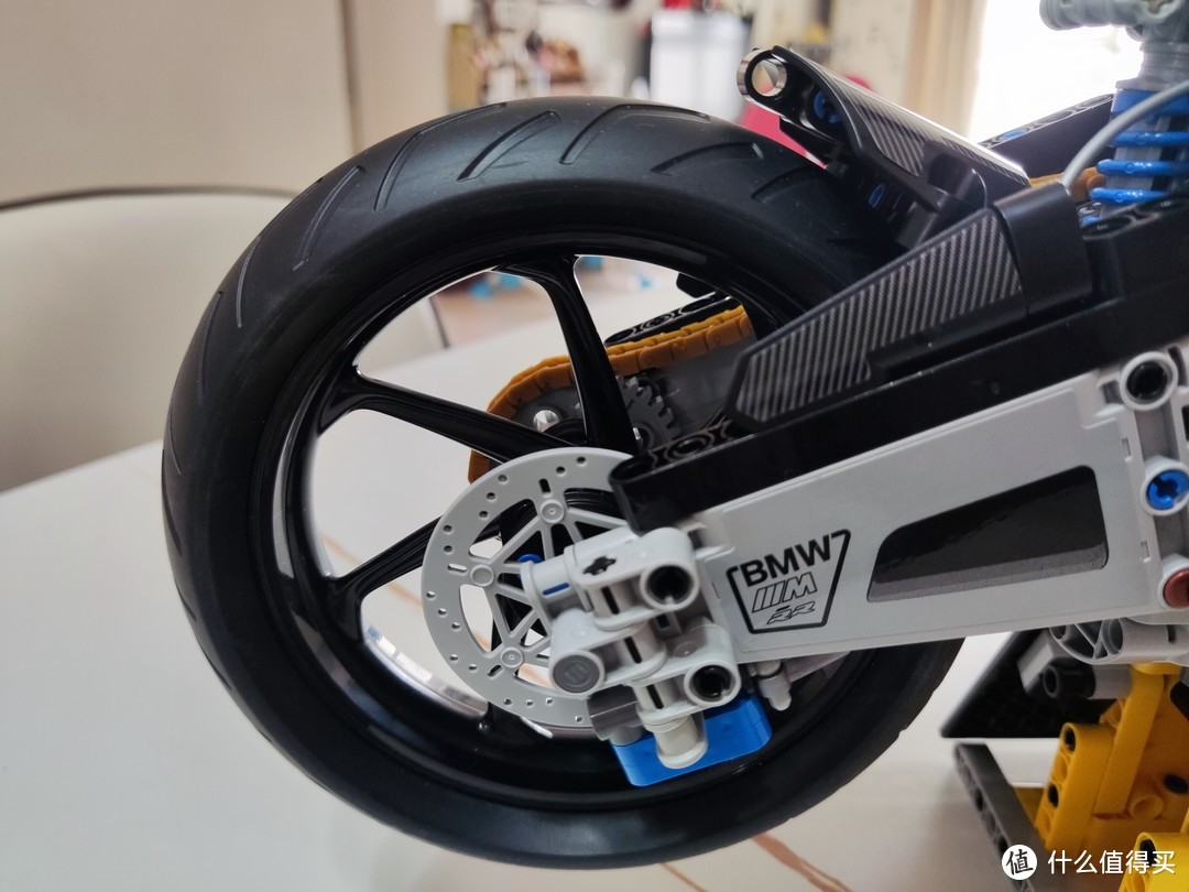 乐高拼拼乐之乐高42130宝马M1000 RR