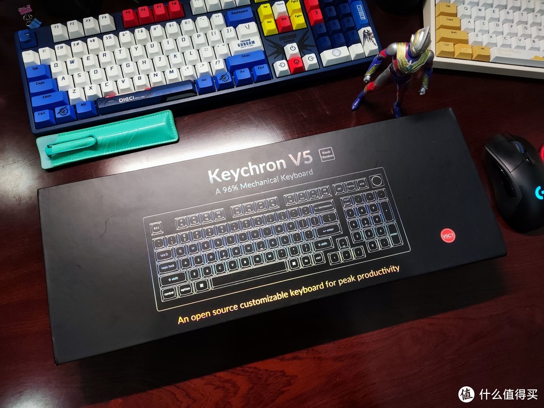 高颜值半透明黑透 Keychron V5客制化机械键盘