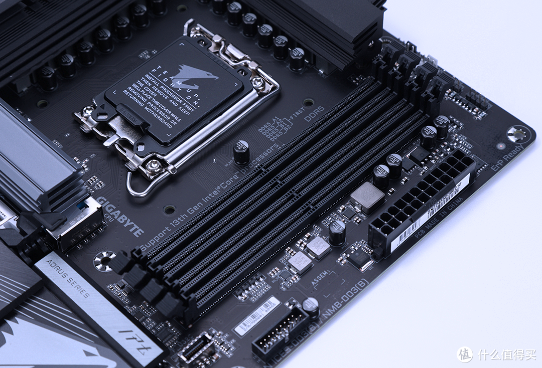 够酷够有料，i7-13700K+技嘉Z790小雕DDR5主板+RTX4090显卡装机分享