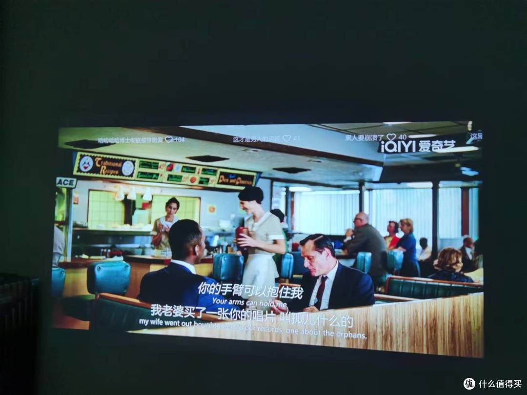 千元投影仪哪款好？千元左右的投影仪推荐