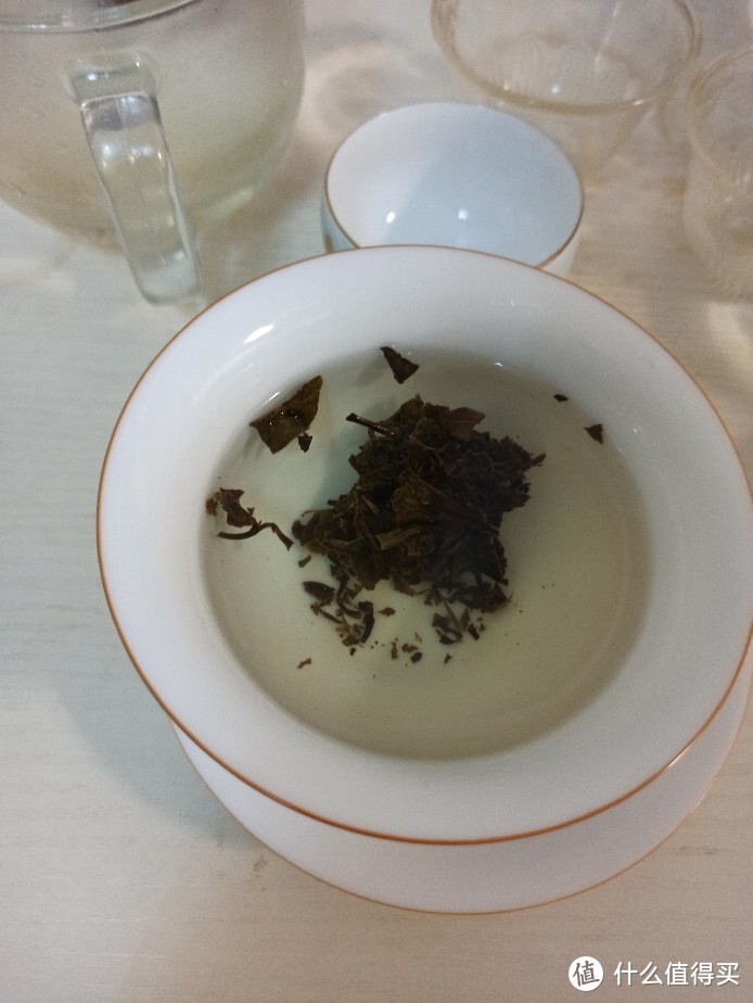 泡白茶饼是泡块状的还是掰成薄片状的泡？切实实践1