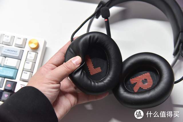 无线电竞耳机，JBL Quantum 910 入手，职业玩家眼馋的听声辨位天花板