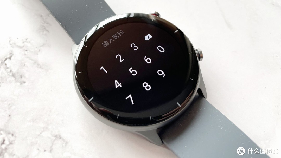 GTR 2e可以设置和Apple Watch一样的离腕密码解锁