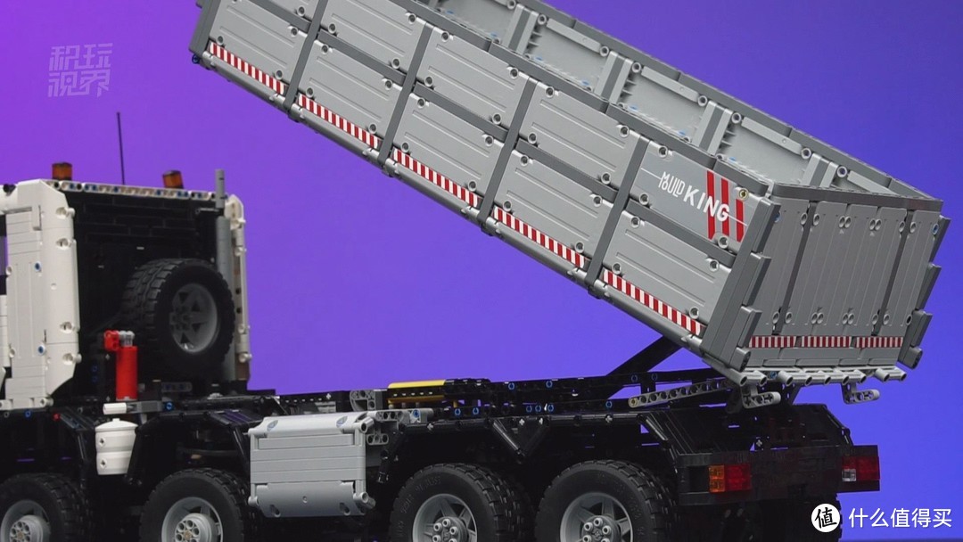 宇星模王19013巨型蝙蝠气动自卸卡车，4000多字多图深度评测！