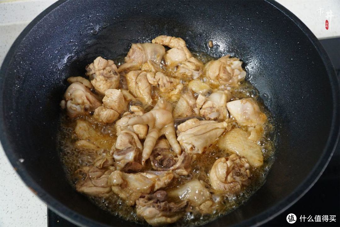 炒鸡肉时，记住“1泡2多放”，鸡肉不腥味道香，教大盘鸡做法