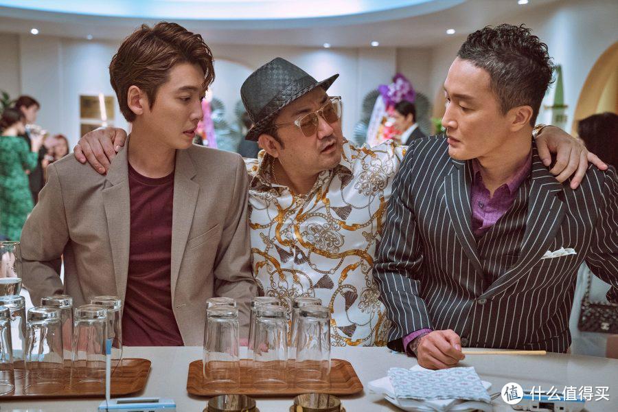 《整形帝王》影评|整容大叔马东锡， 最高级黑色喜剧韩国电影！