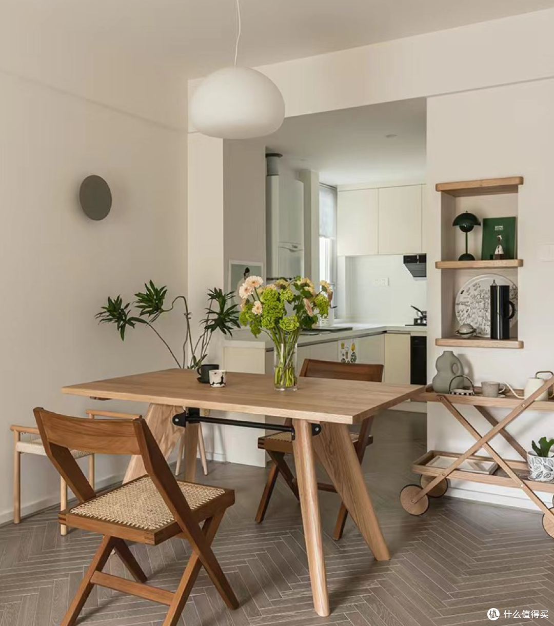 不吊顶不造型,她用最朴实的装修,装出了一个极度温暖的家,羡慕