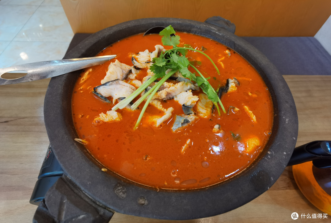 浪客行 篇一百五十九:铜仁丨梵净山脚下吃一顿酸汤石