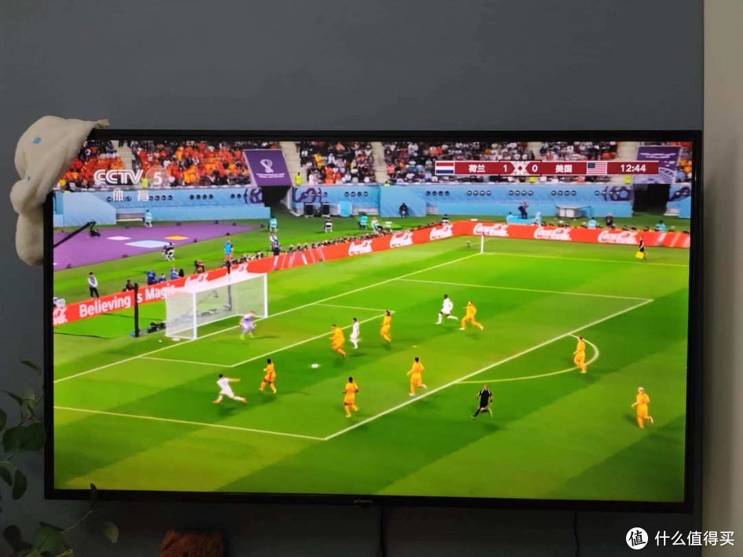 看世界杯，推荐还是用电视看更加完美！