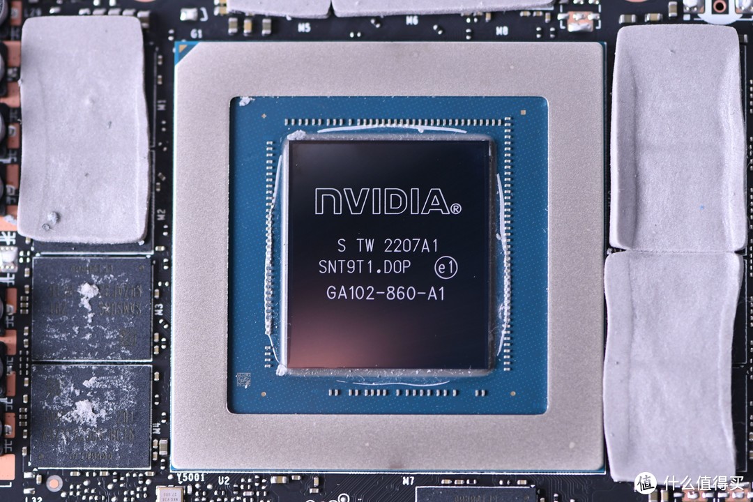 术业有专攻！NVIDIA RTX A5500专业显卡拆解测试